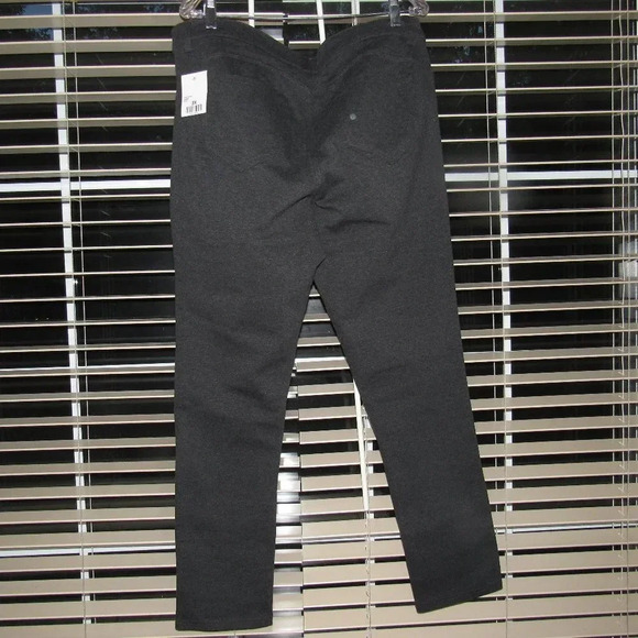 NWT FOREVER 21+ Plus Size Gray Knit Pants Size 3X - Picture 4 of 6